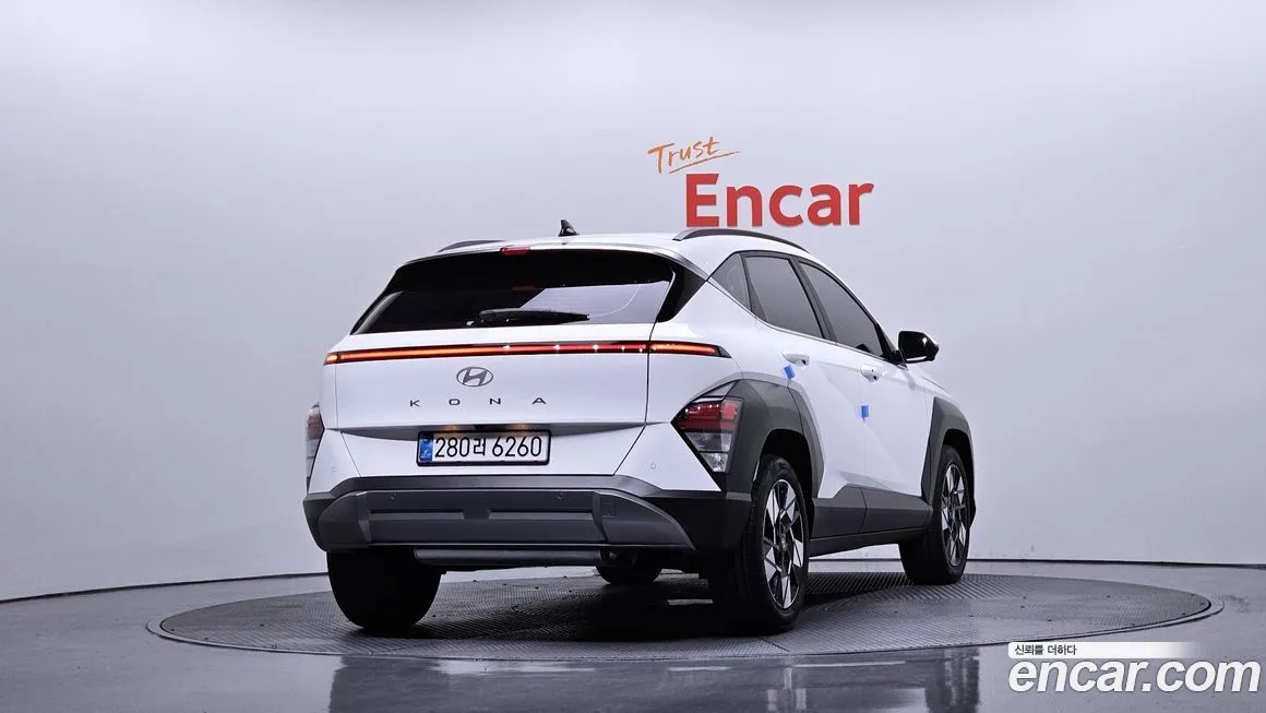 Hyundai Kona — фото 4