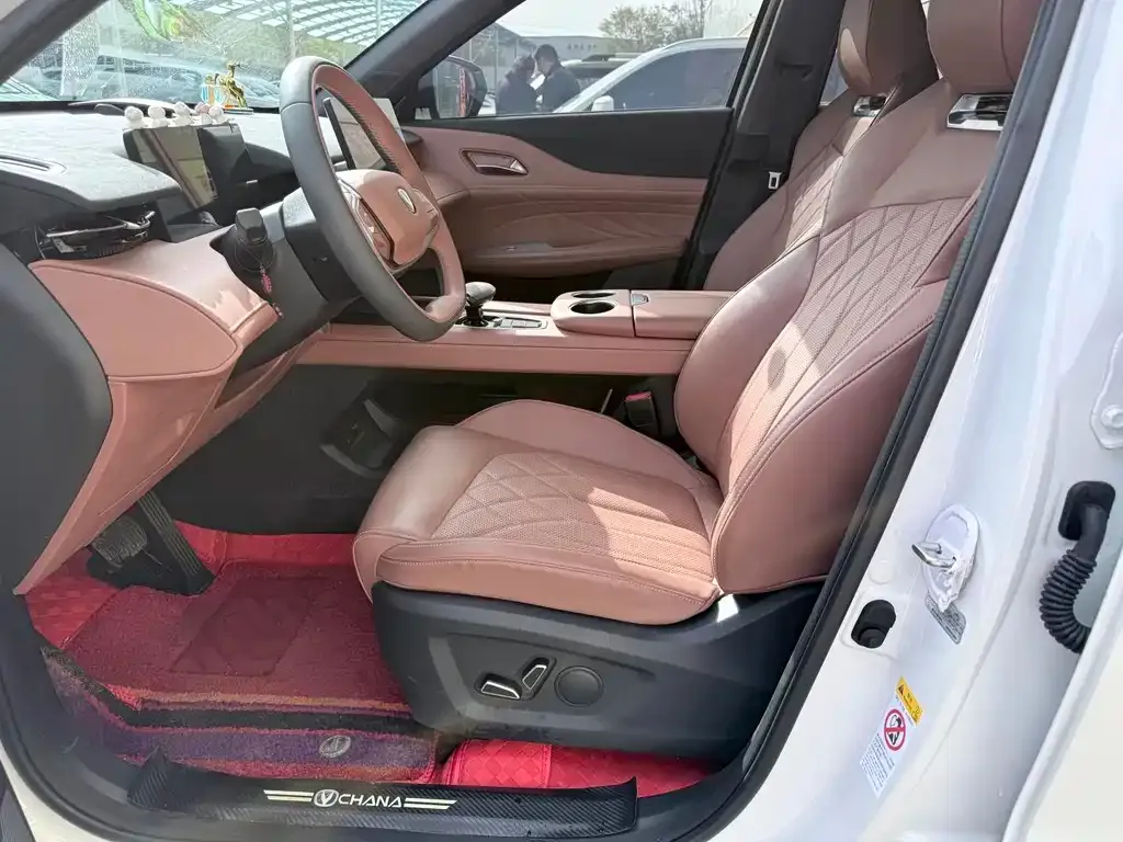 Changan UNI-Z New Energy 2025 из CN, фото 7