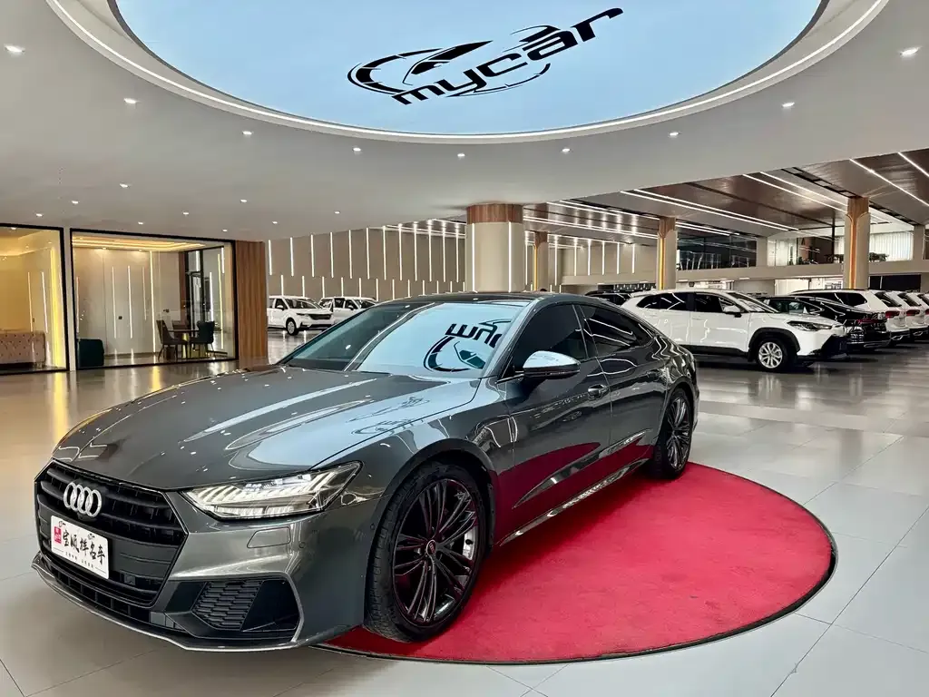 Audi A7 — фото 1