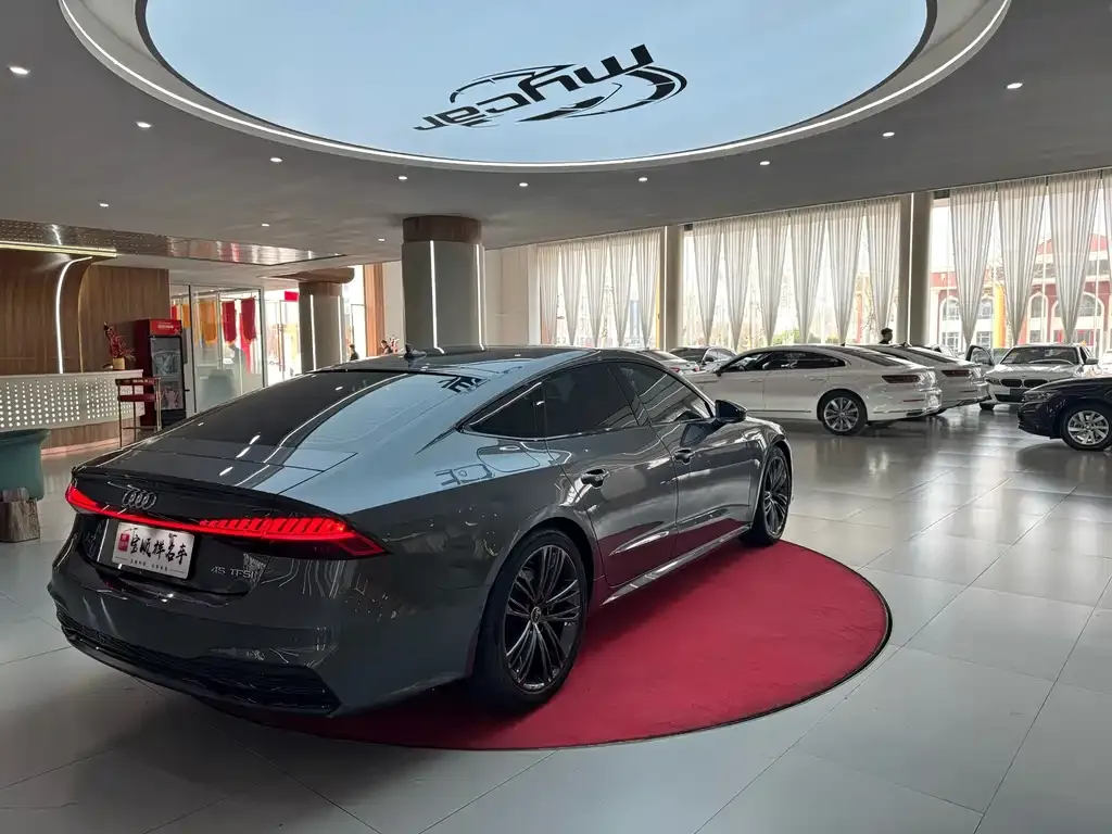 Audi A7 — фото 9