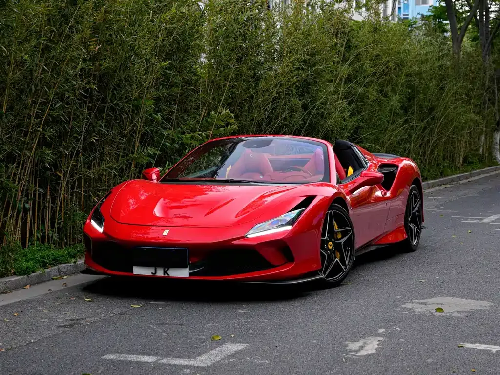 Ferrari F8 — фото 1