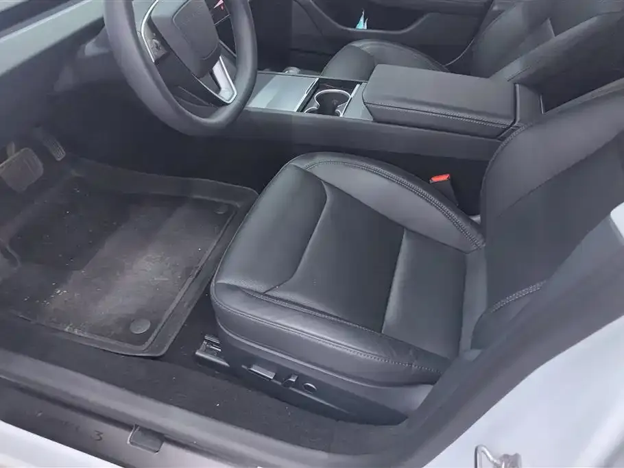 Tesla Model 3 2025 из CN, фото 5