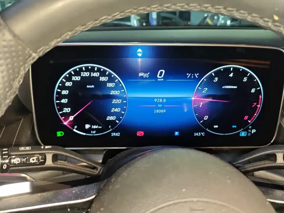 Mercedes-Benz GLC 2023 из CN, фото 3
