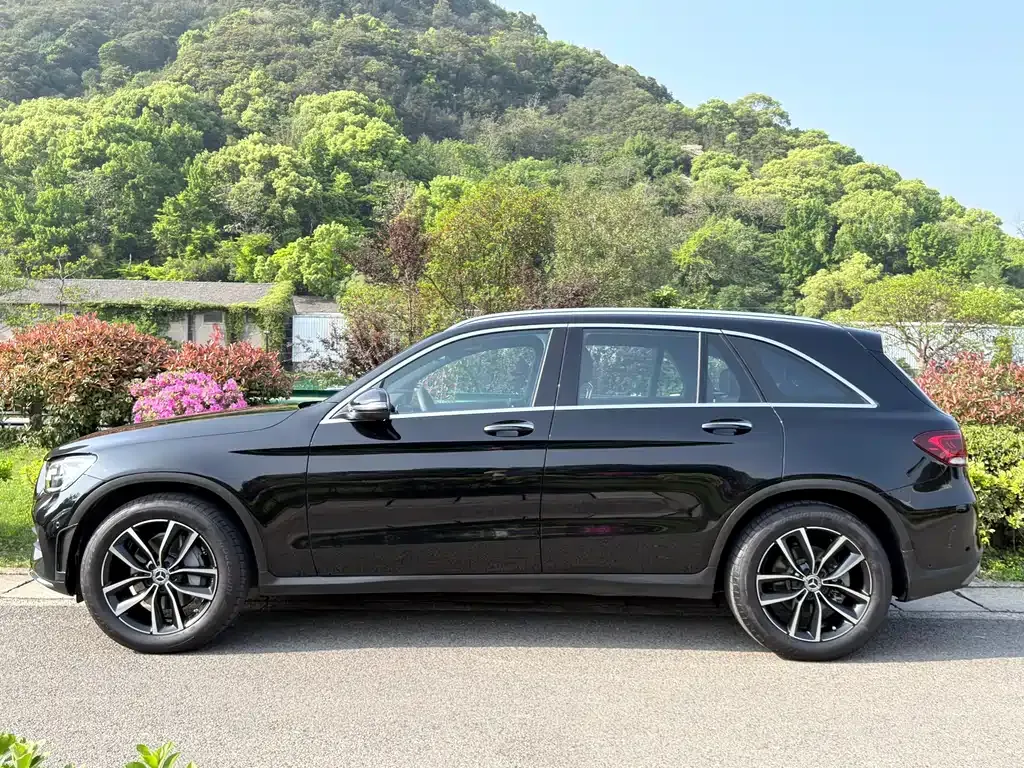 Mercedes-Benz GLC — фото 10