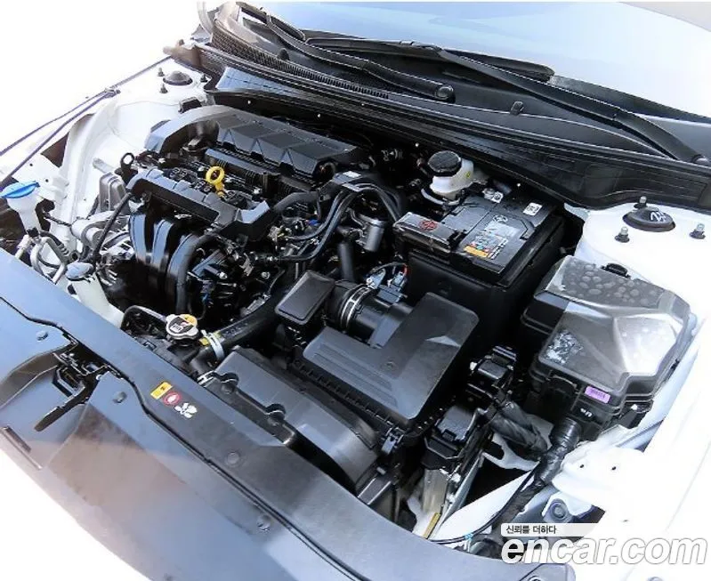 Hyundai AVANTE — фото 6