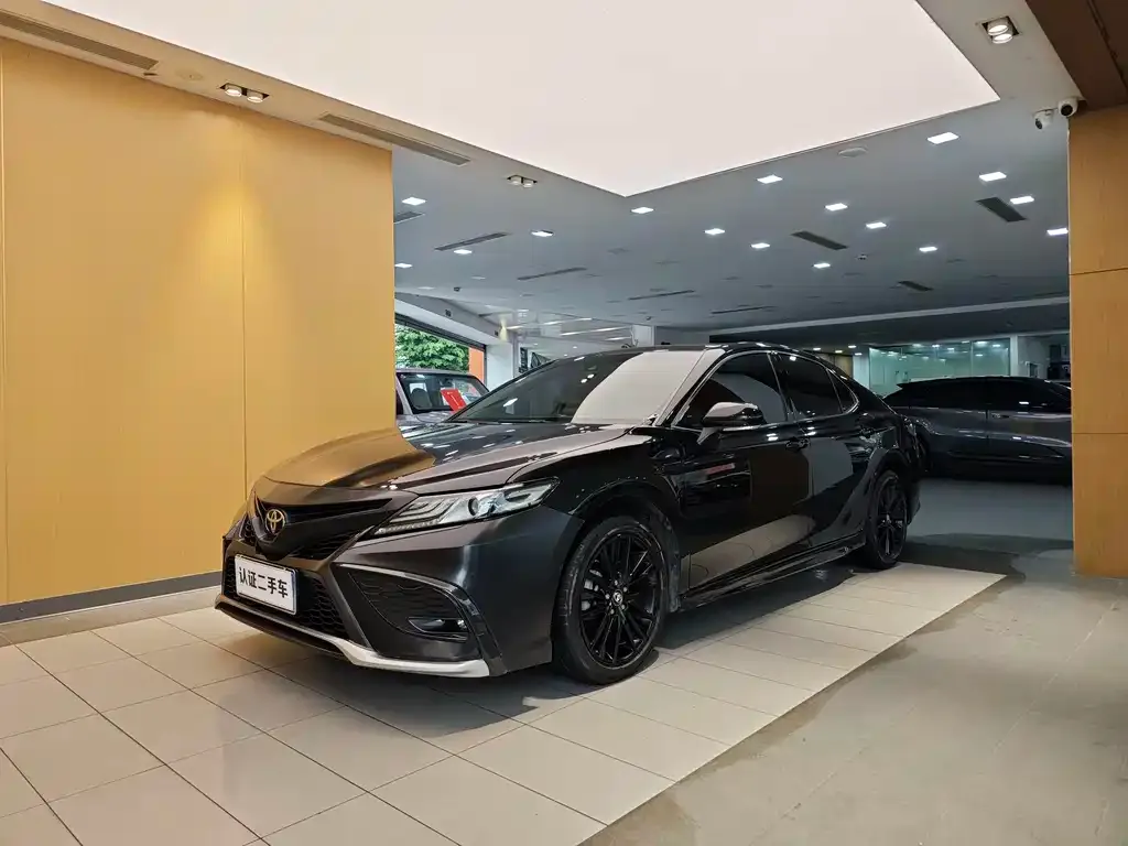 Toyota Camry 2022 из CN, фото 1
