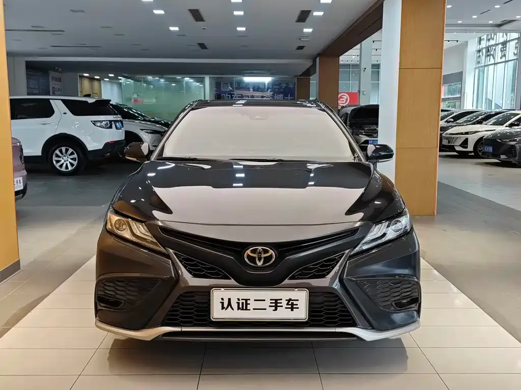 Toyota Camry 2022 из CN, фото 5