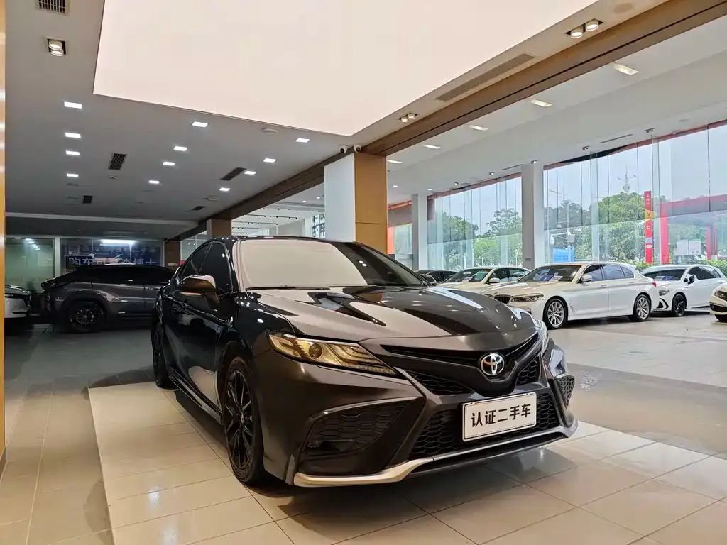 Toyota Camry 2022 из CN, фото 10