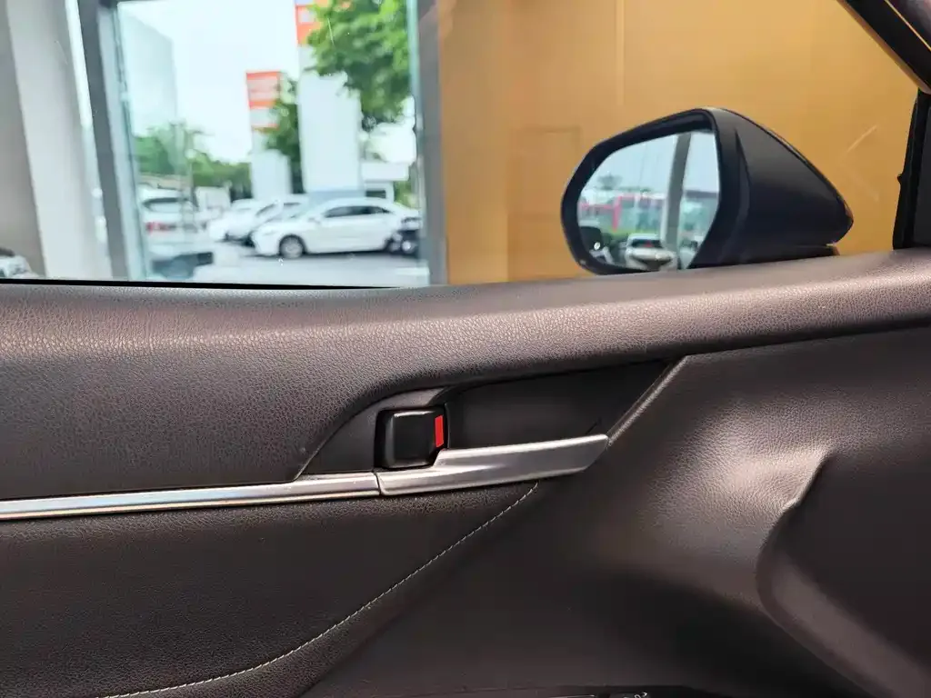 Toyota Camry 2022 из CN, фото 4