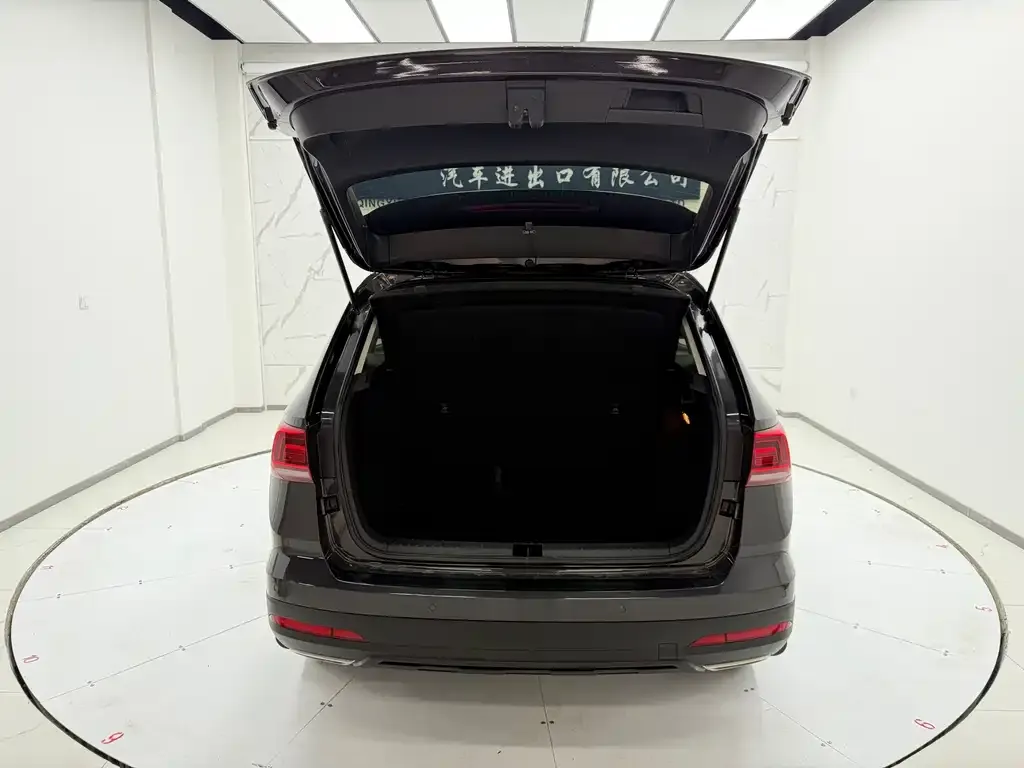 Volkswagen Tharu 2022 из CN, фото 2