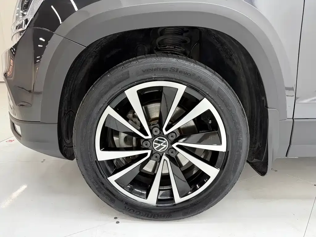 Volkswagen Tharu 2022 из CN, фото 10