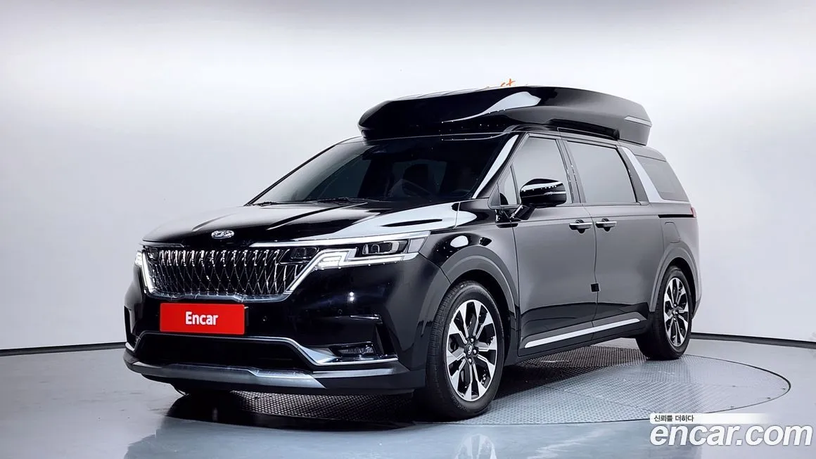 Kia Carnival — фото 1
