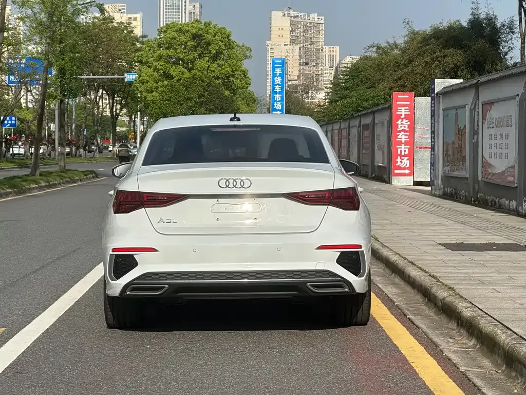 Audi A3 2023 из CN, фото 8