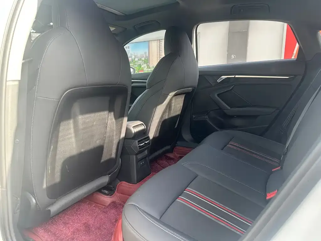 Audi A3 2023 из CN, фото 4