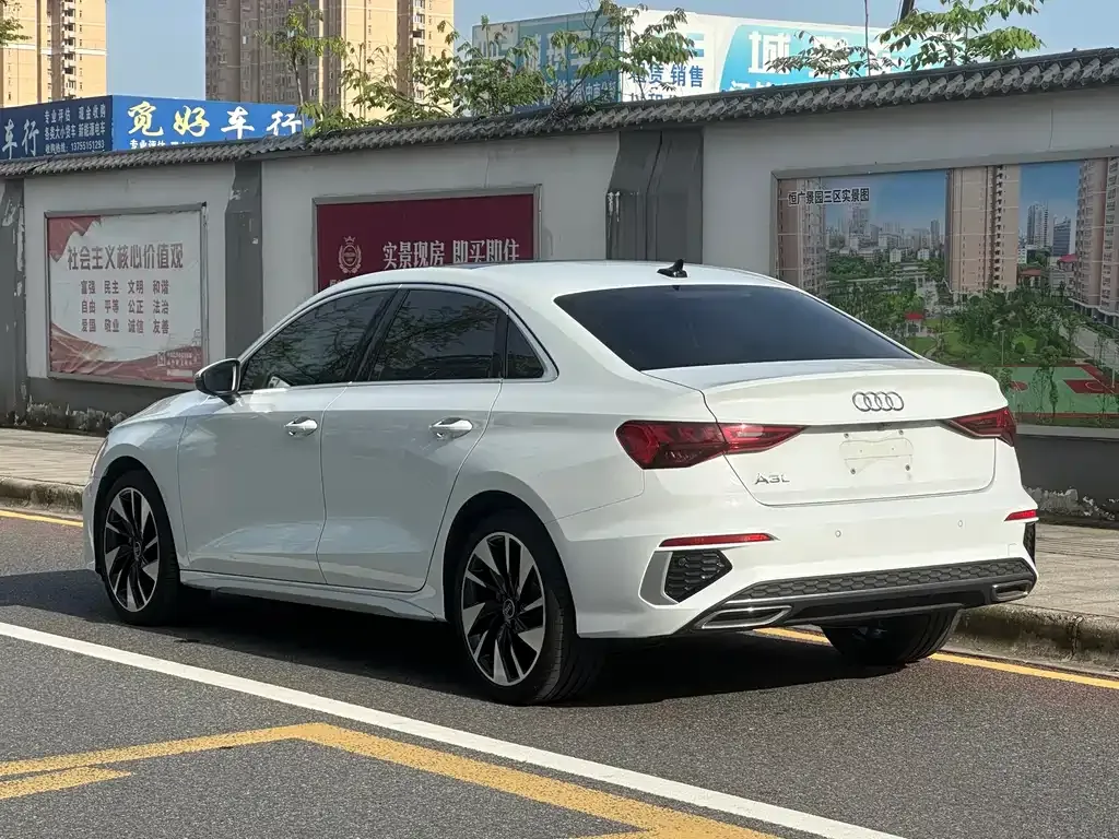 Audi A3 2023 из CN, фото 7