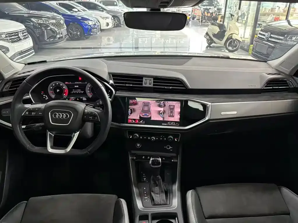 Audi Q3 — фото 9