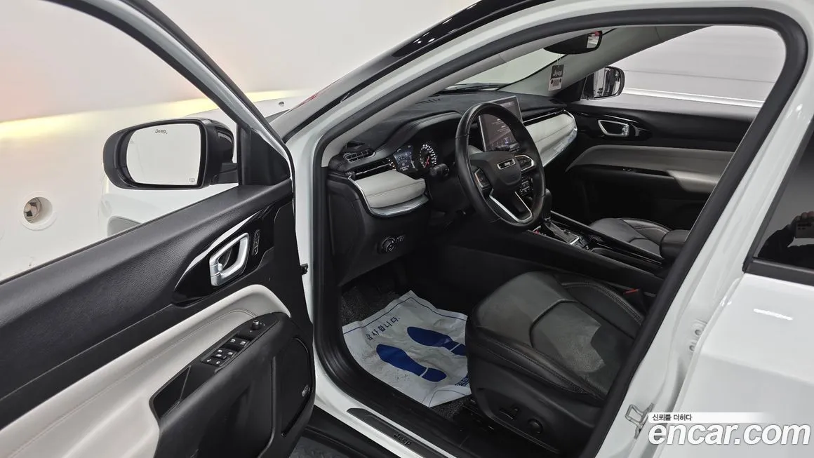 Jeep Compass 2022 из KR, фото 9