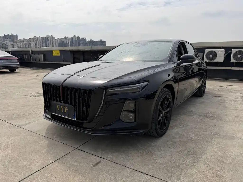 Hongqi H5 — фото 1