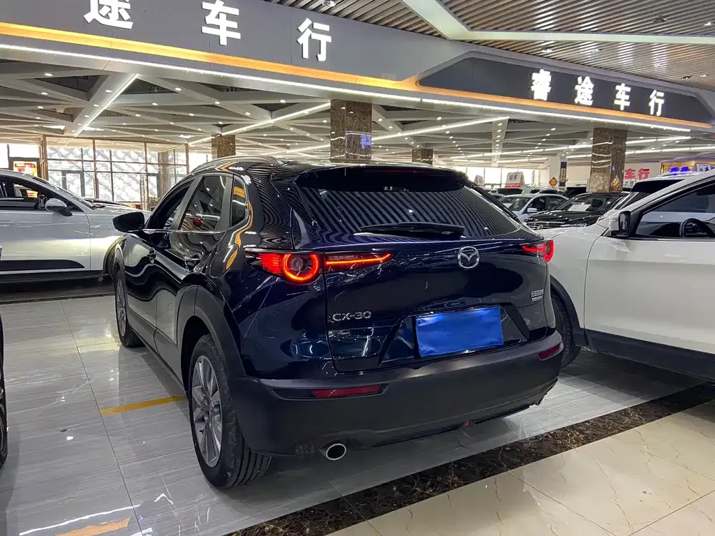 Mazda CX-30 2022 из CN, фото 8