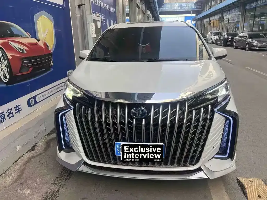 Toyota Sienna 2024 из CN, фото 8