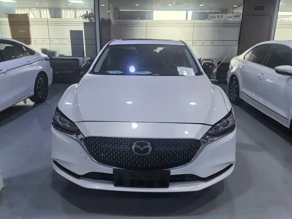 Mazda Atenza — фото 1