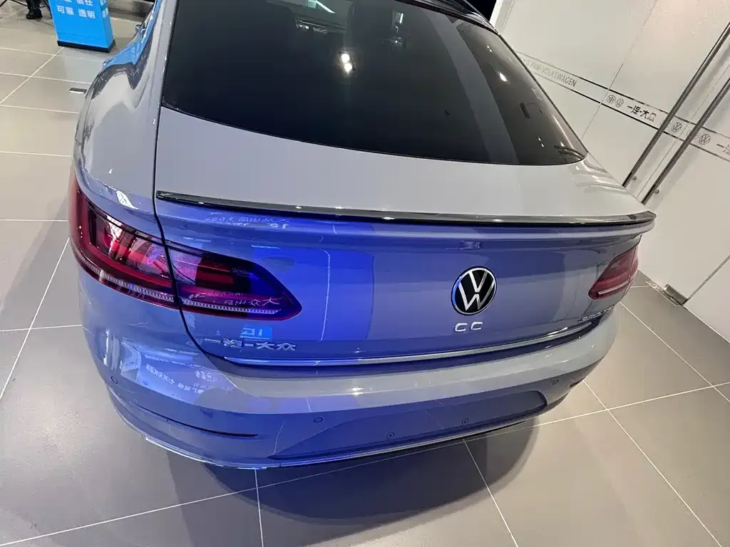 Volkswagen CC — фото 3