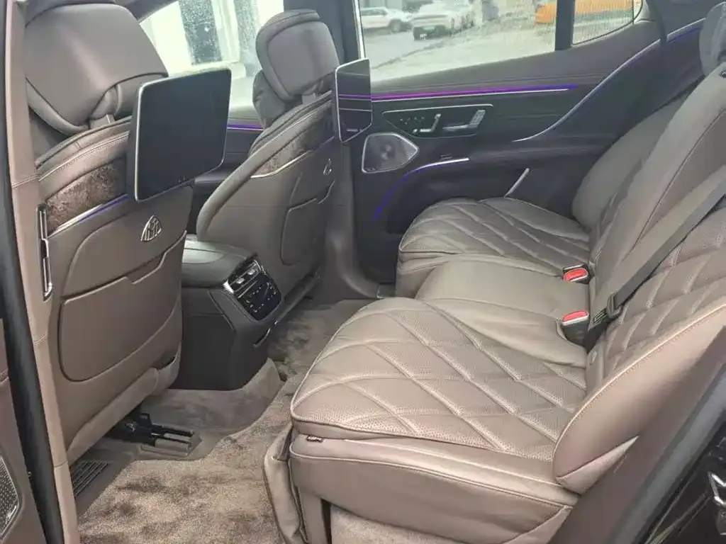 Mercedes-Benz EQS SUV — фото 2