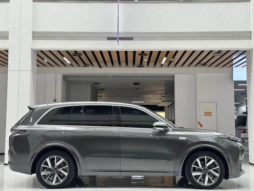 Li Auto L8 2023 из CN, фото 4