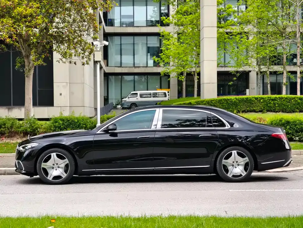 Mercedes-Benz S-Class — фото 7