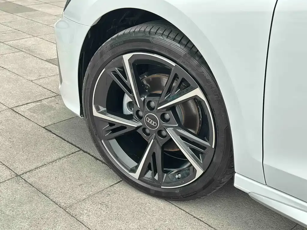 Audi A3 2024 из CN, фото 10