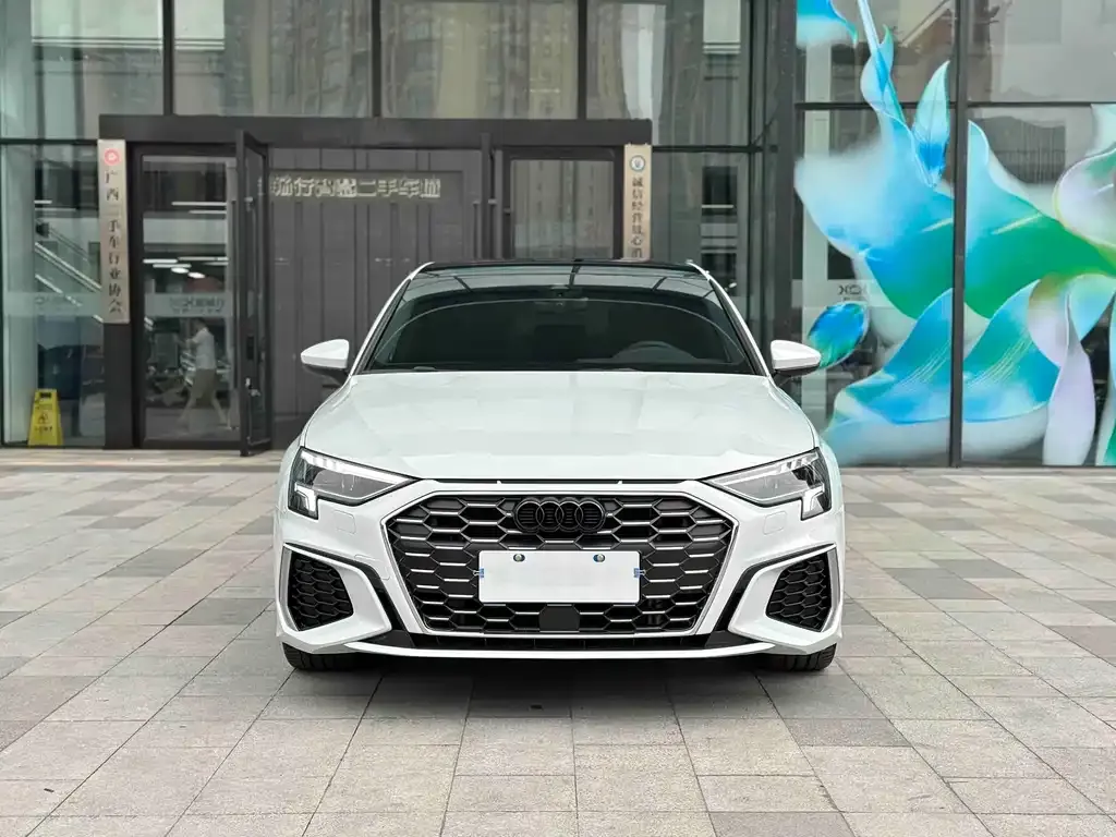 Audi A3 2024 из CN, фото 7