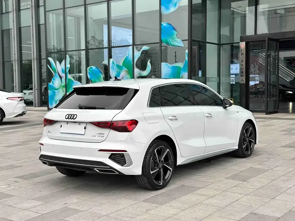 Audi A3 2024 из CN, фото 9