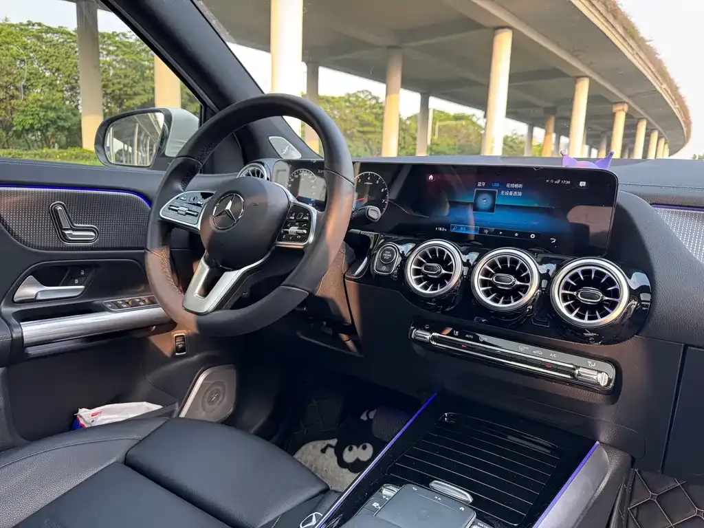 Mercedes-Benz GLA — фото 9