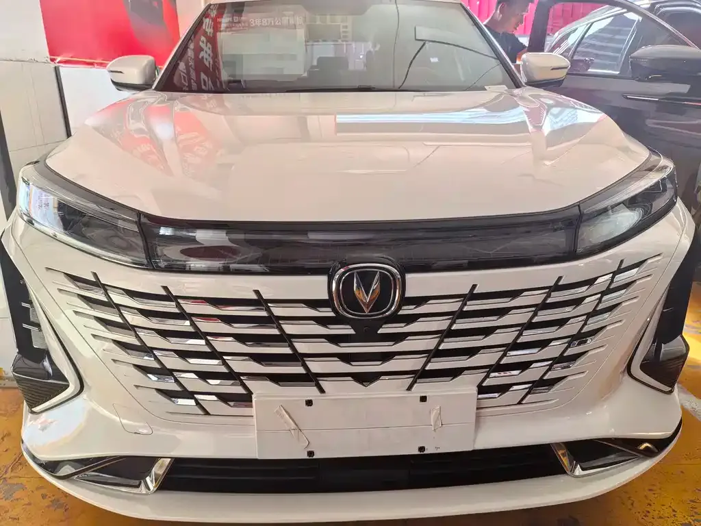 Changan CS75PLUS 2023 из CN, фото 1