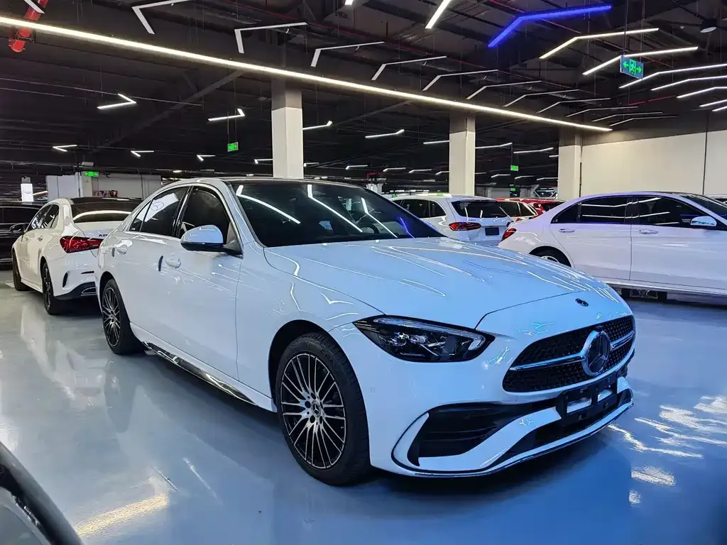 Mercedes-Benz C-Class — фото 10