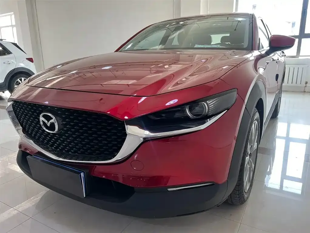 Mazda CX-30 — фото 1
