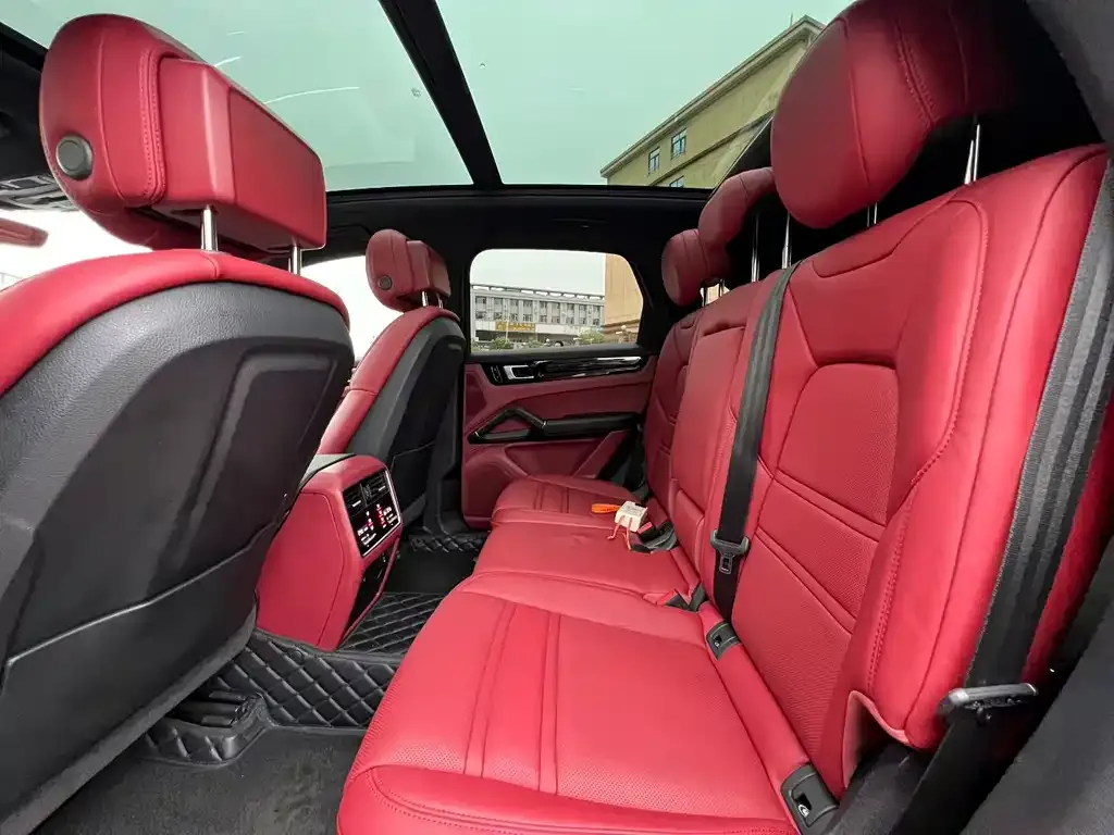 Porsche Cayenne Hybrid 2021 из CN, фото 2