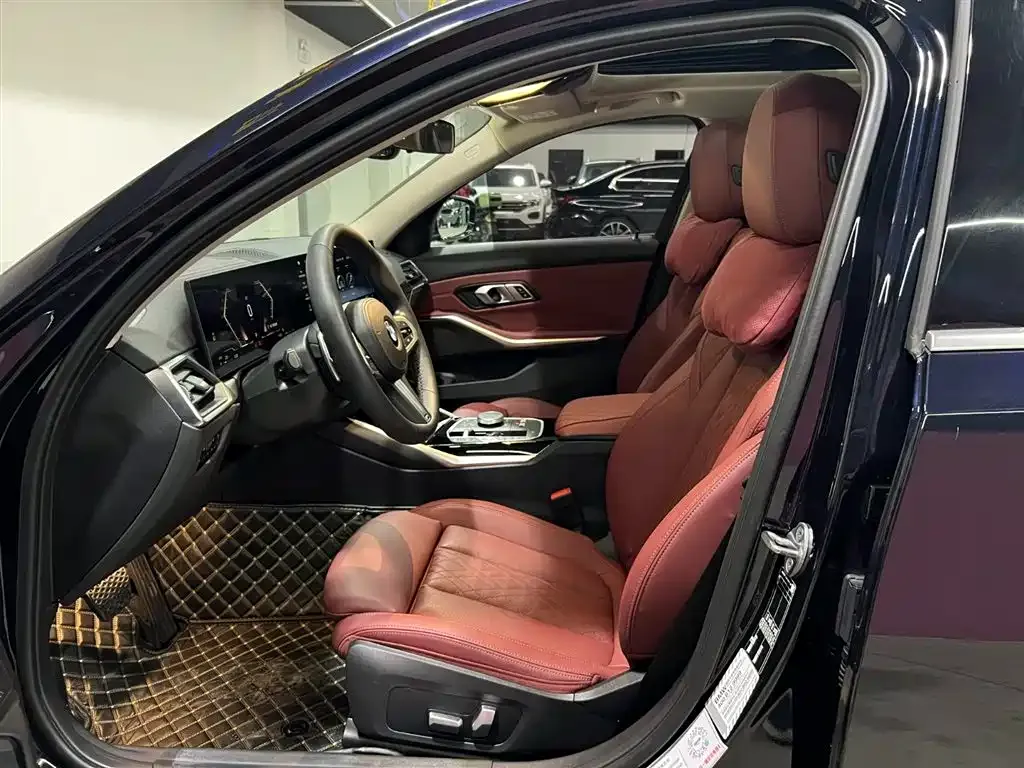 BMW 3 Series 2023 из CN, фото 10