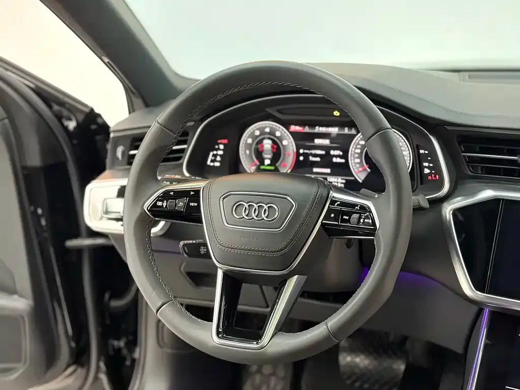 Audi A6L 2024 из CN, фото 4