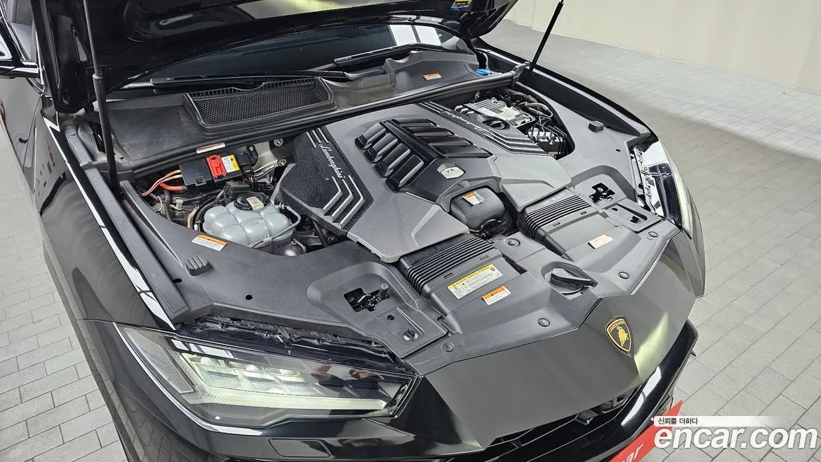 Lamborghini Urus 2022 из KR, фото 10