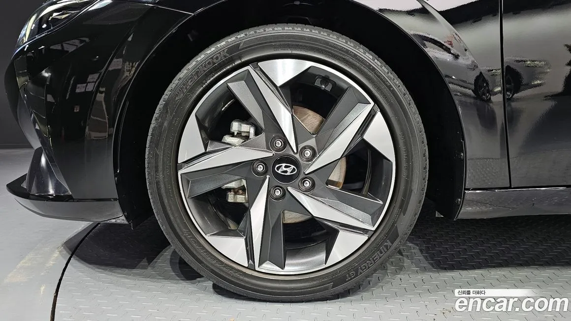 Hyundai AVANTE — фото 7
