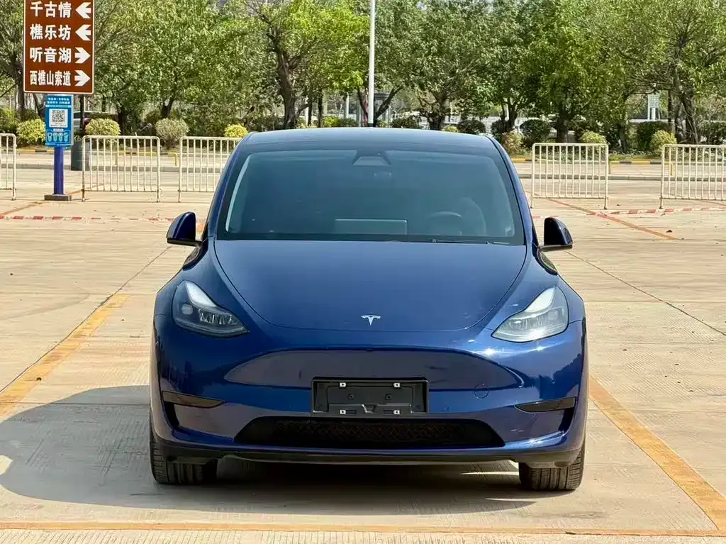 Tesla Model Y 2022 из CN, фото 10