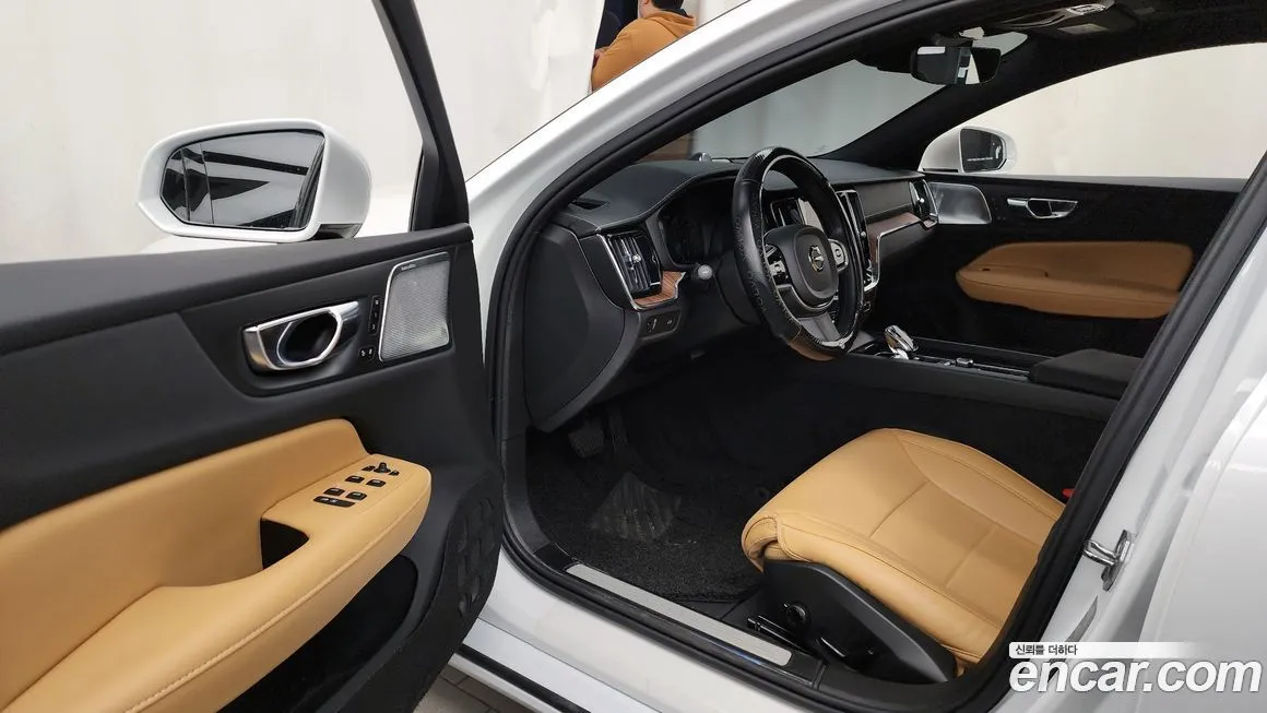 Volvo S60 2021 из KR, фото 7