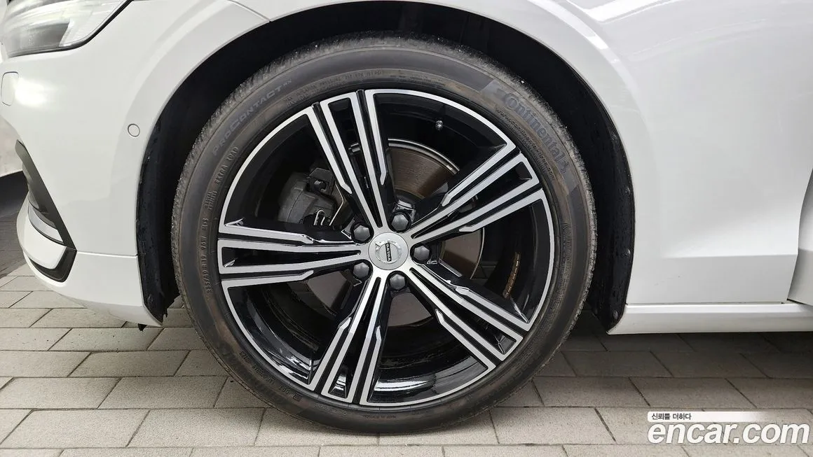 Volvo S60 2021 из KR, фото 10
