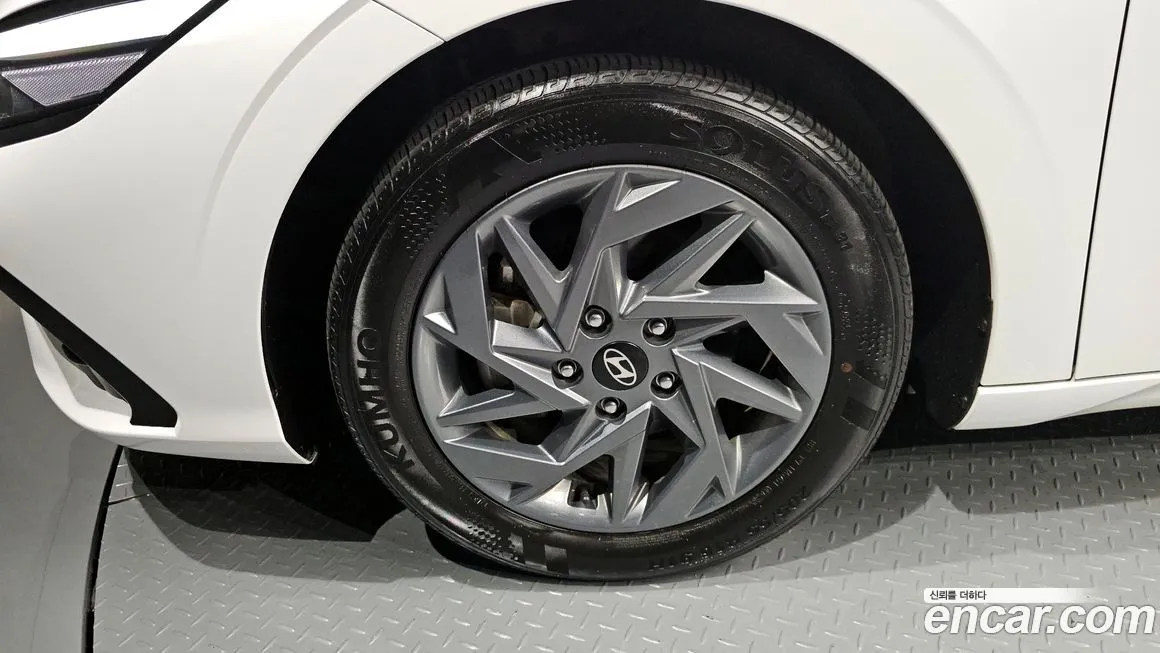 Hyundai AVANTE — фото 9