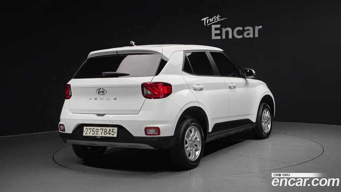 Hyundai Venue 2021 из KR, фото 2
