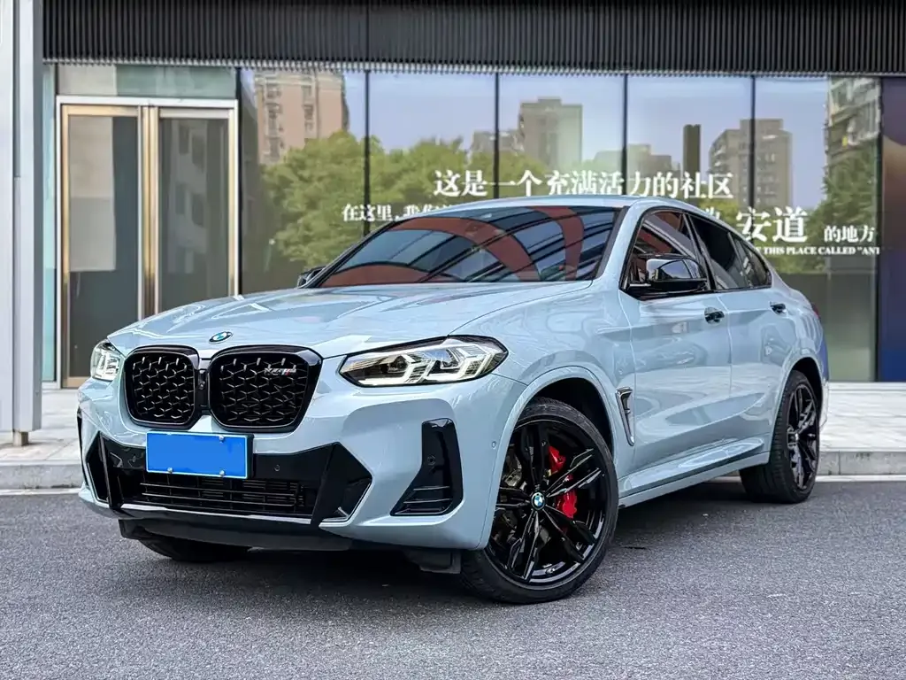 BMW X4 M40i