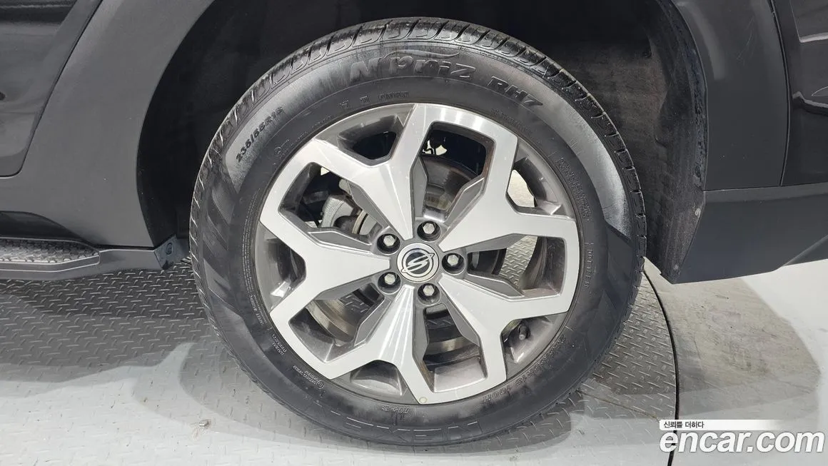 KG Mobility (Ssangyong) Torres — фото 8