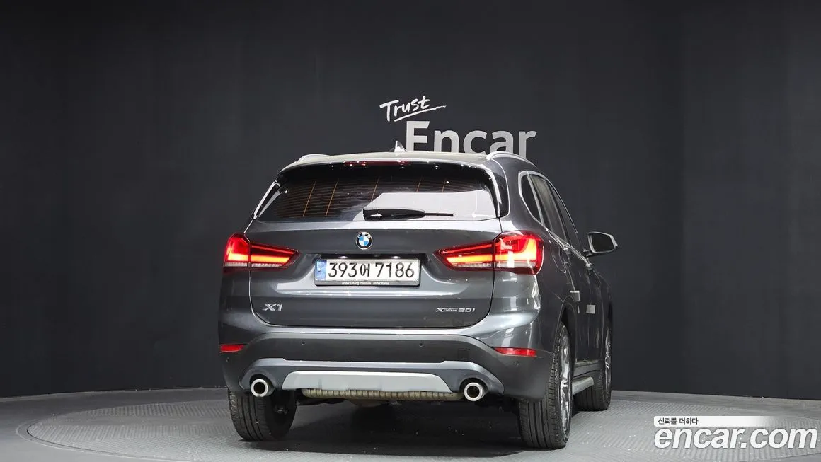 BMW X1 — фото 10