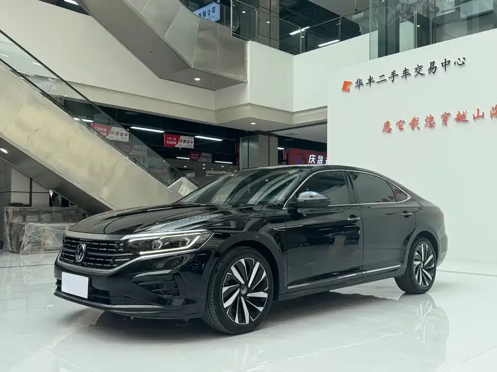 Volkswagen Passat — фото 4